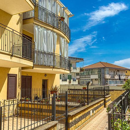 Villetta Desiderio Apartment Giardini-Naxos Exterior foto