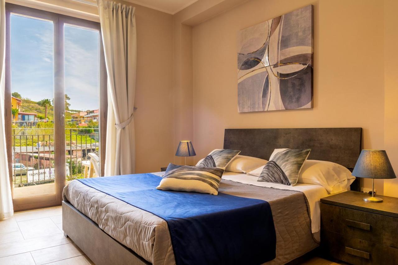 Villetta Desiderio Apartment Giardini-Naxos Exterior foto